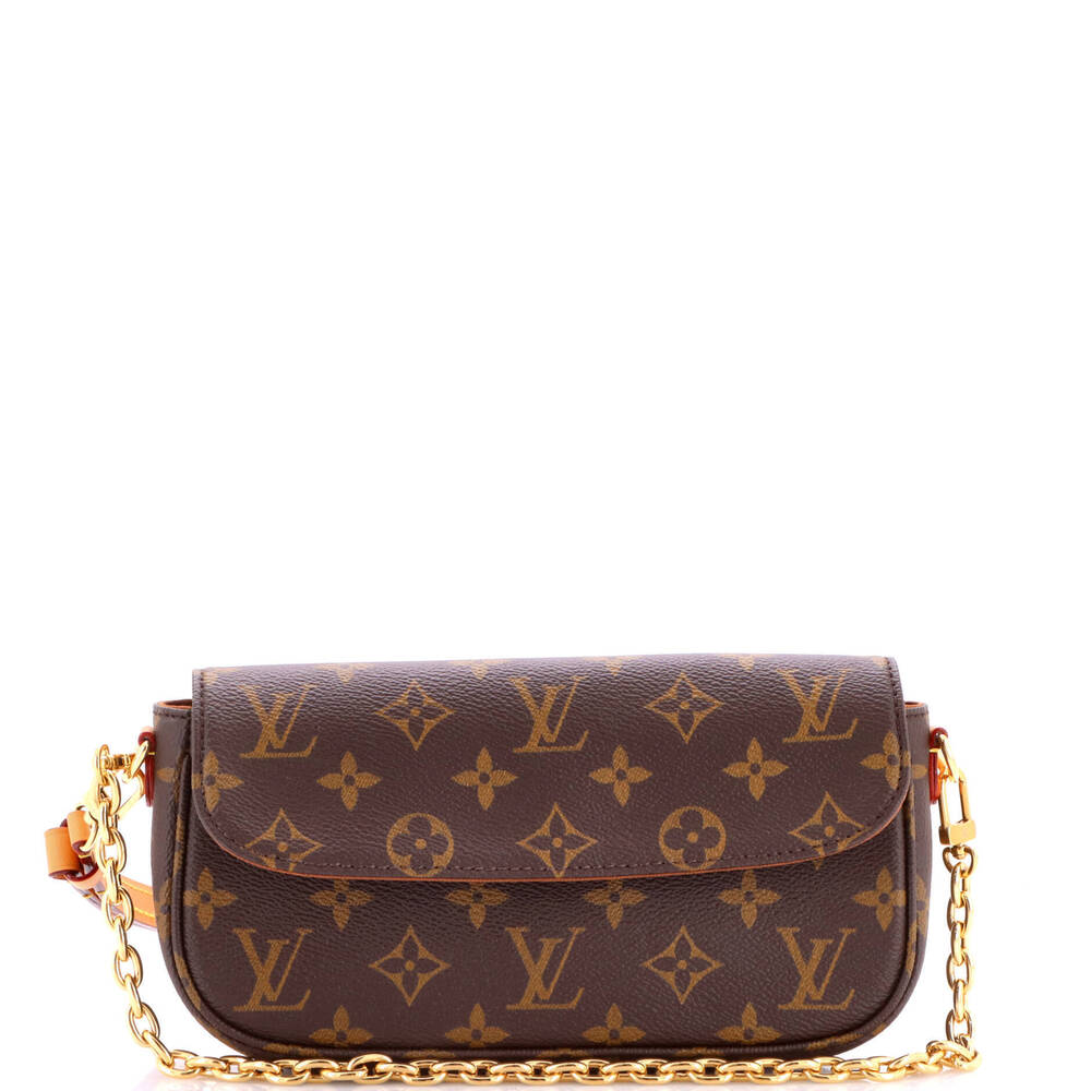 Louis Vuitton Ivy Wallet on Chain